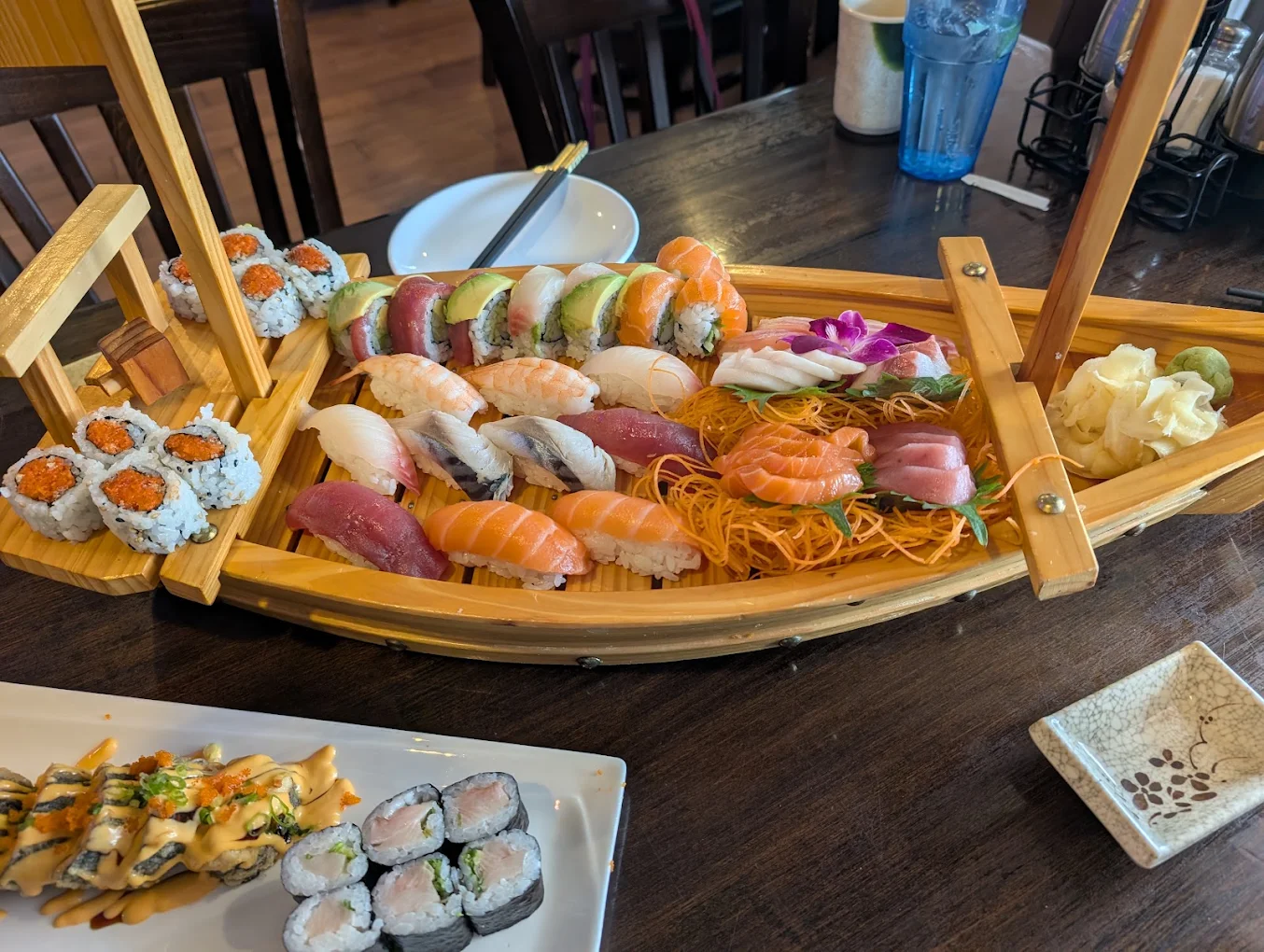 Mikado sushi boat